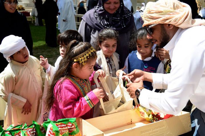 Многоликий Рамазан: от «смотрителей луны» до пушечных залпов и ночных игр