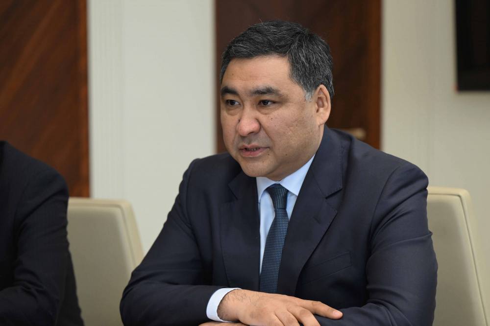 Властям Кыргызстана придется временно субсидировать цены на ГСМ из бюджета