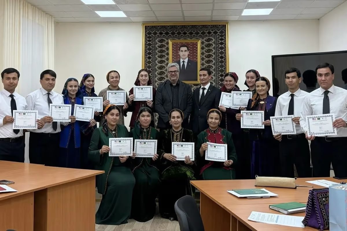 Мексиканский профессор Кеннет Рихтер провёл курсы повышения квалификации в вузах Туркменистана