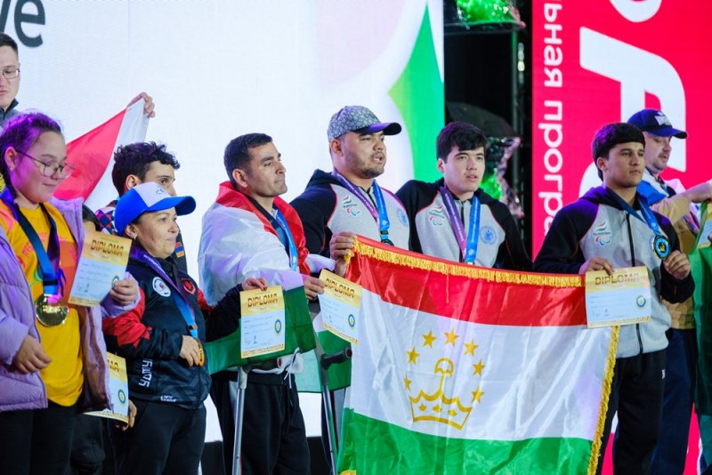Успех паралимпийцев Таджикистана в Сочи: 37 наград и второе место в общекомандном зачёте