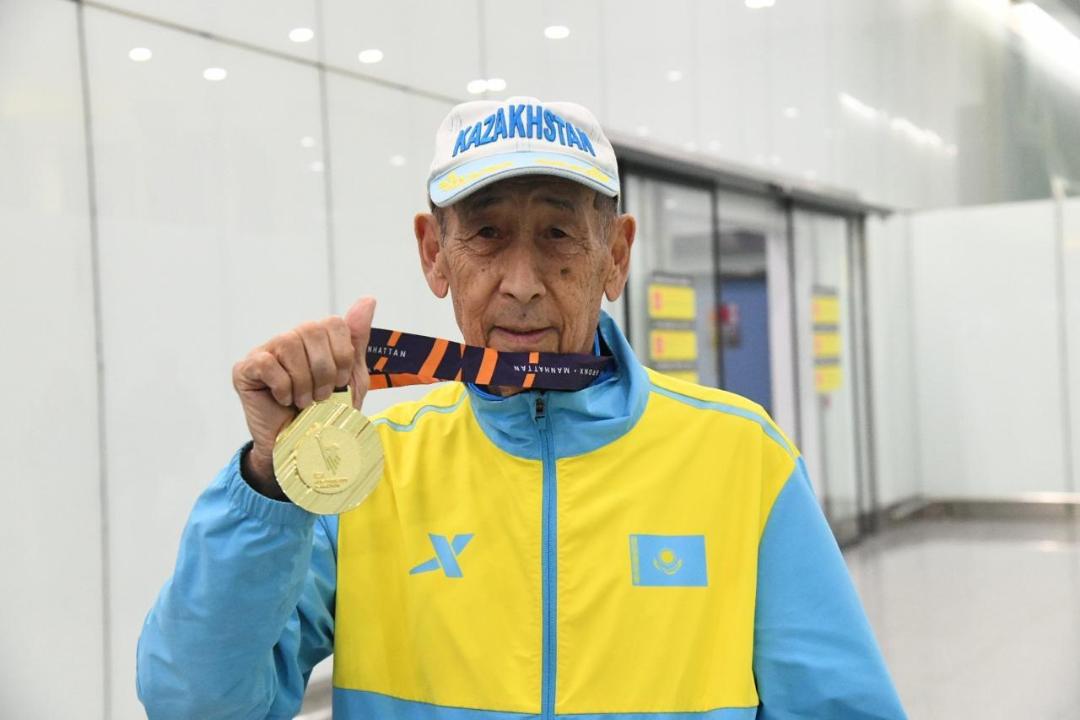 80-летний казахстанец завоевал чемпионство на Нью-Йоркском марафоне