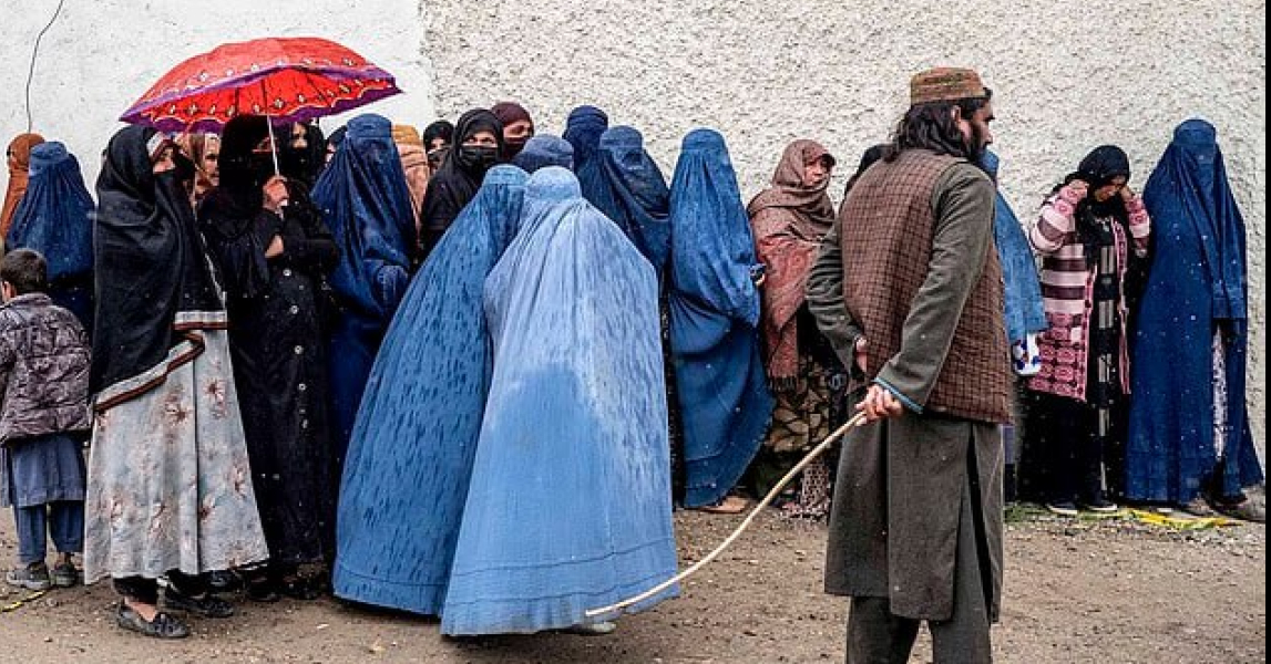 Легализация домашнего насилия: в Афганистане принят новый кодекс о правах женщин