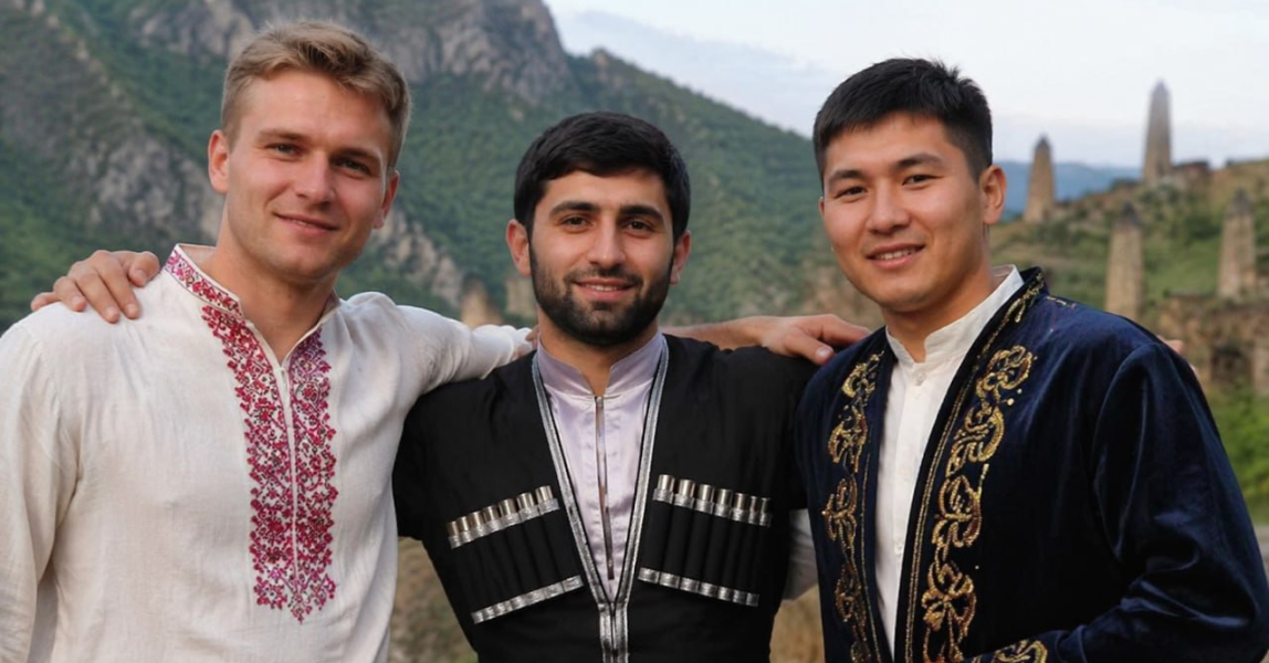 Табачок врозь: россияне, кавказцы и азиаты все больше отдаляются друг от друга