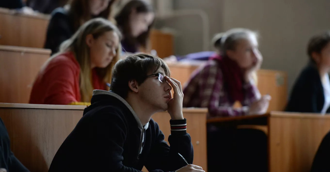 Казахстан потратил $42,2 млн на обучение отчисленных студентов